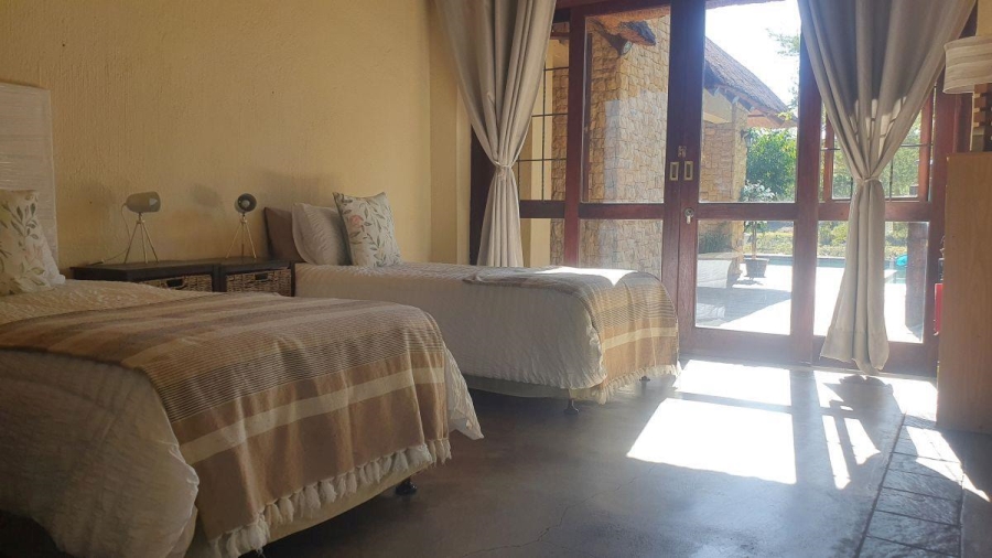 6 Bedroom Property for Sale in White River Mpumalanga