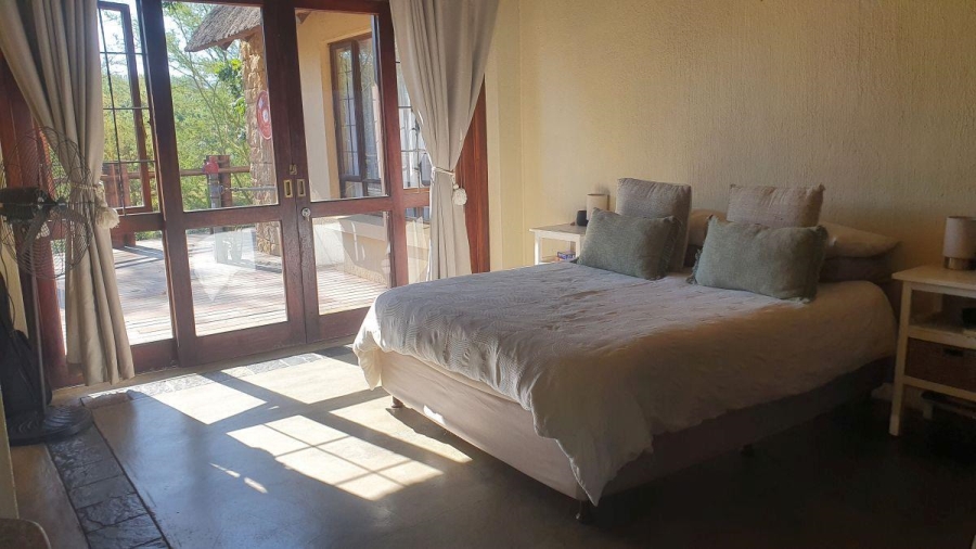 6 Bedroom Property for Sale in White River Mpumalanga