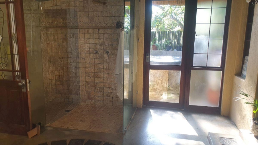 6 Bedroom Property for Sale in White River Mpumalanga