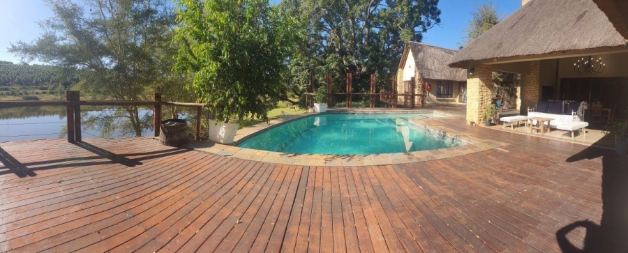 6 Bedroom Property for Sale in White River Mpumalanga