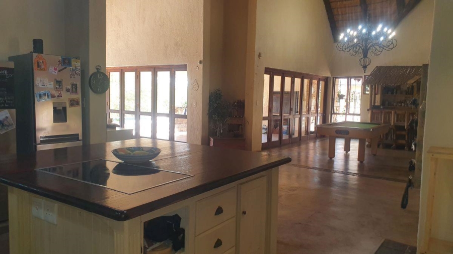 6 Bedroom Property for Sale in White River Mpumalanga