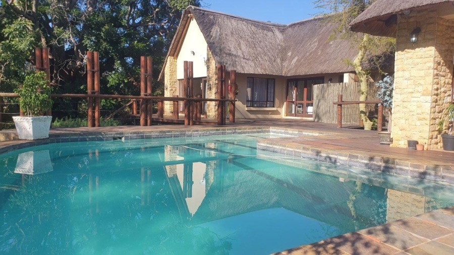 6 Bedroom Property for Sale in White River Mpumalanga