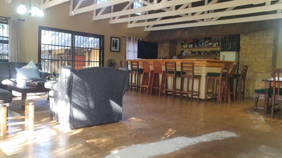 6 Bedroom Property for Sale in White River Mpumalanga
