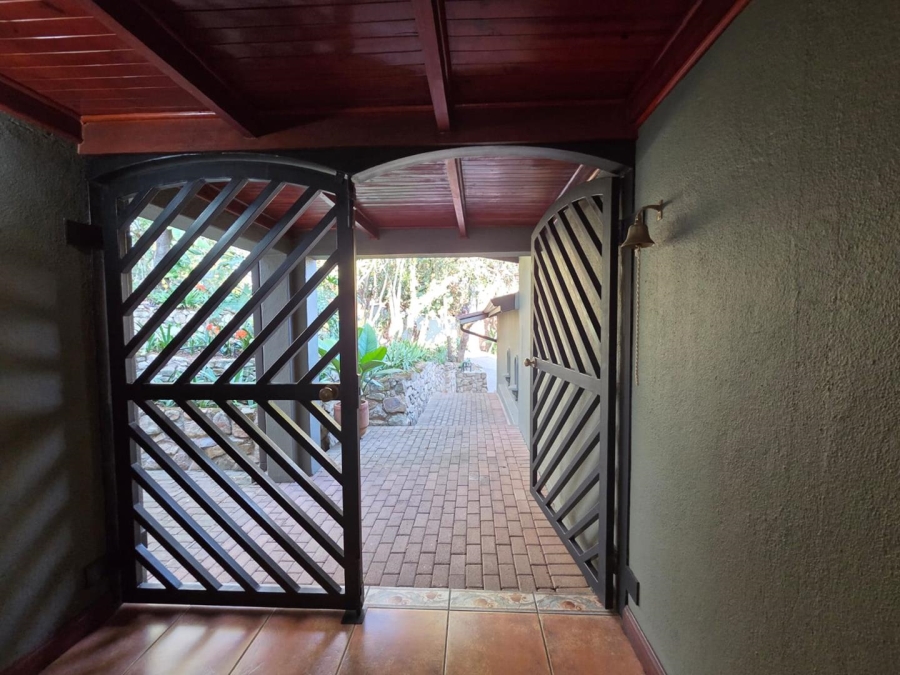 6 Bedroom Property for Sale in Nelspruit Mpumalanga