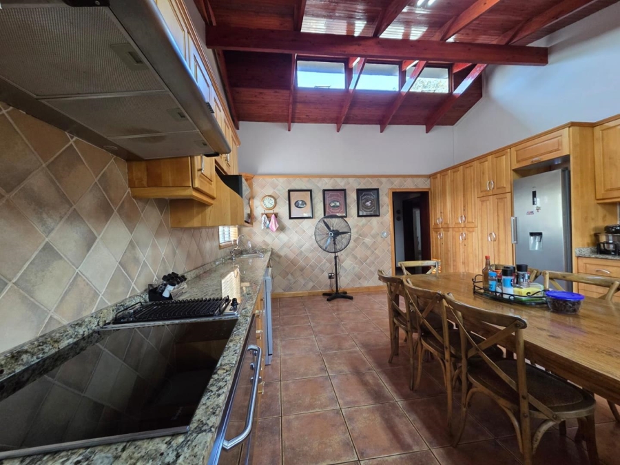 6 Bedroom Property for Sale in Nelspruit Mpumalanga