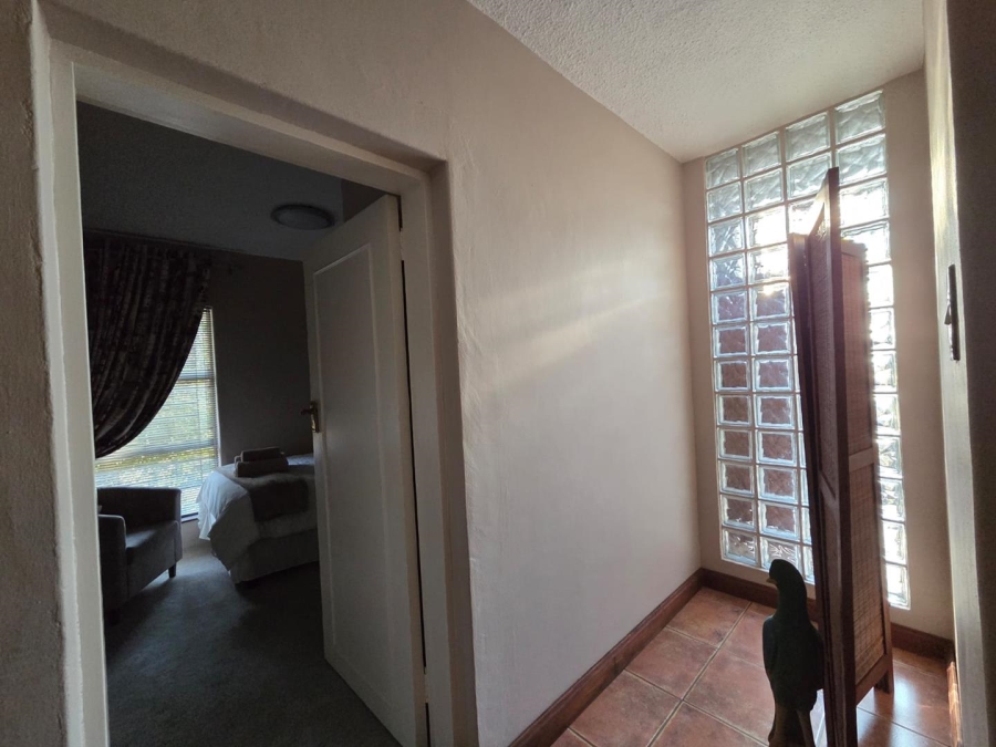 6 Bedroom Property for Sale in Nelspruit Mpumalanga