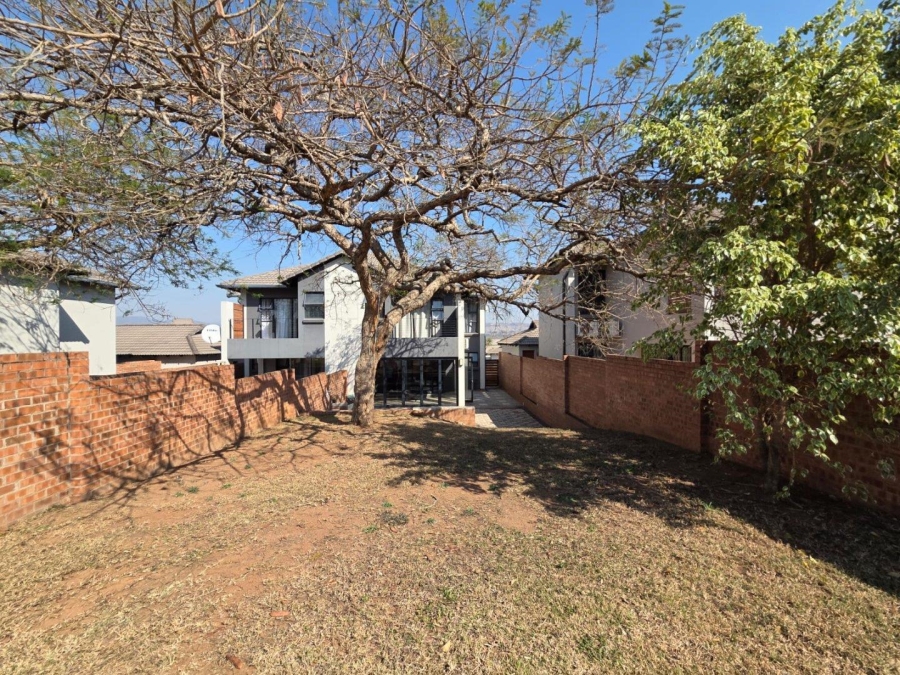 3 Bedroom Property for Sale in Stonehenge Mpumalanga