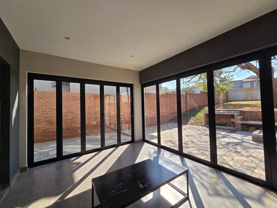 3 Bedroom Property for Sale in Stonehenge Mpumalanga