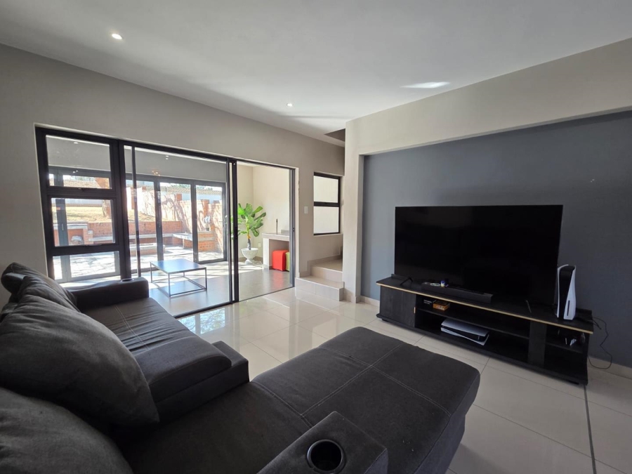 3 Bedroom Property for Sale in Stonehenge Mpumalanga
