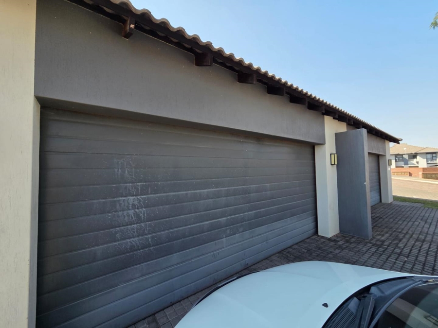 3 Bedroom Property for Sale in Stonehenge Mpumalanga