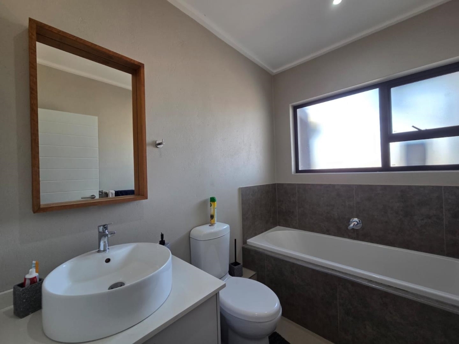 3 Bedroom Property for Sale in Stonehenge Mpumalanga