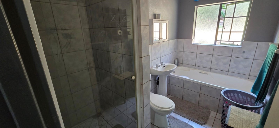 4 Bedroom Property for Sale in Nelspruit Mpumalanga
