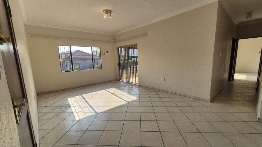 To Let 3 Bedroom Property for Rent in Kingsview Mpumalanga