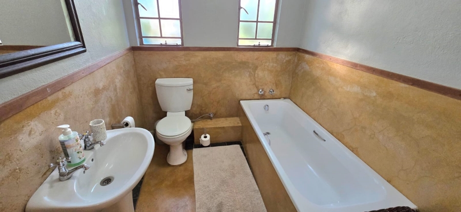 2 Bedroom Property for Sale in West Acres Mpumalanga