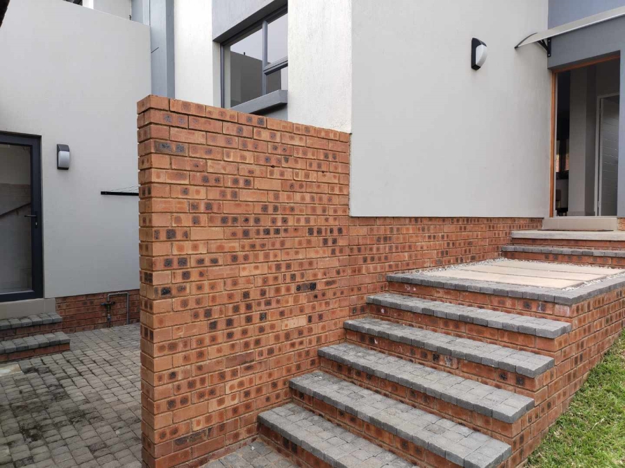 3 Bedroom Property for Sale in Stonehenge Mpumalanga