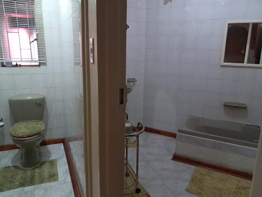 4 Bedroom Property for Sale in Valencia Park Mpumalanga