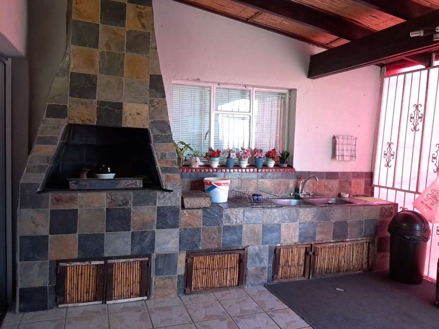 4 Bedroom Property for Sale in Valencia Park Mpumalanga
