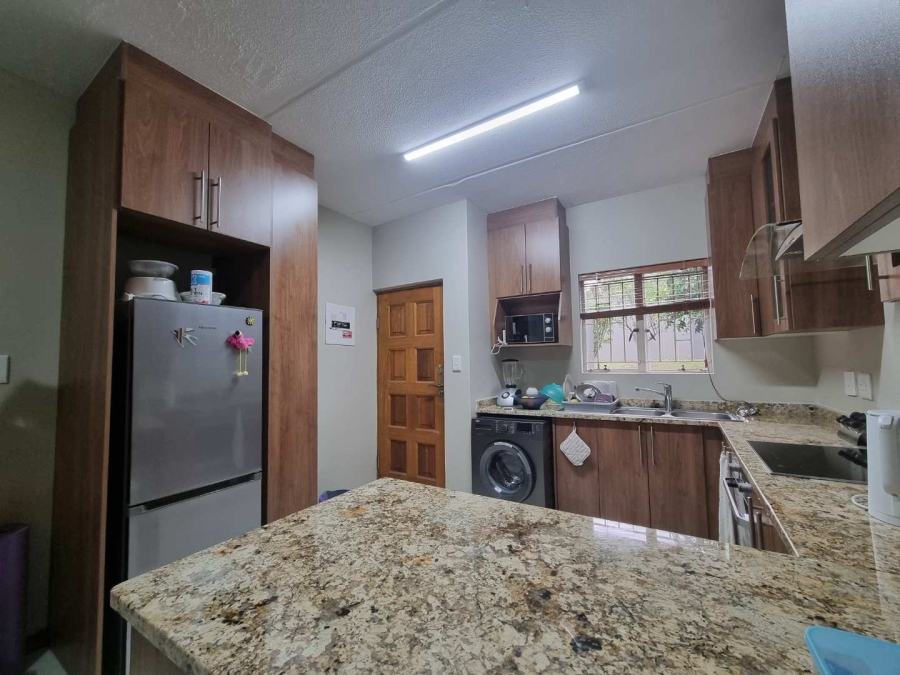 To Let 2 Bedroom Property for Rent in Sonheuwel Mpumalanga