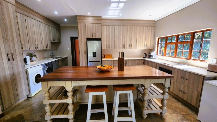 To Let 3 Bedroom Property for Rent in White River Mpumalanga