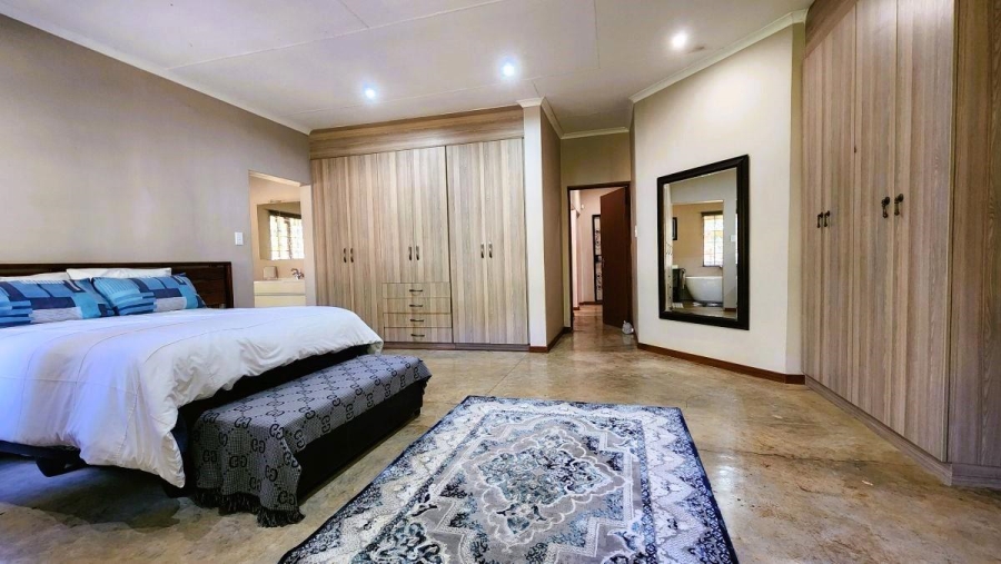 To Let 3 Bedroom Property for Rent in White River Mpumalanga