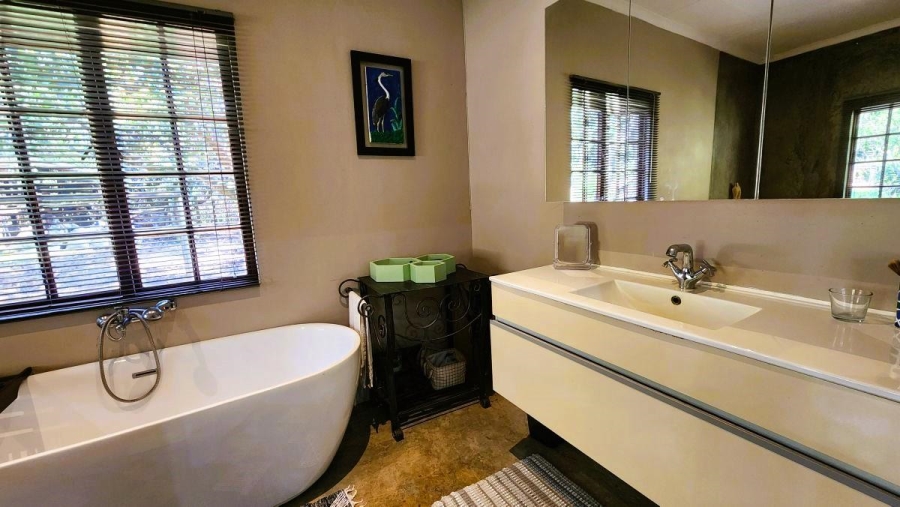 To Let 3 Bedroom Property for Rent in White River Mpumalanga