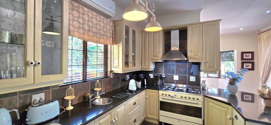 3 Bedroom Property for Sale in Sonheuwel Mpumalanga