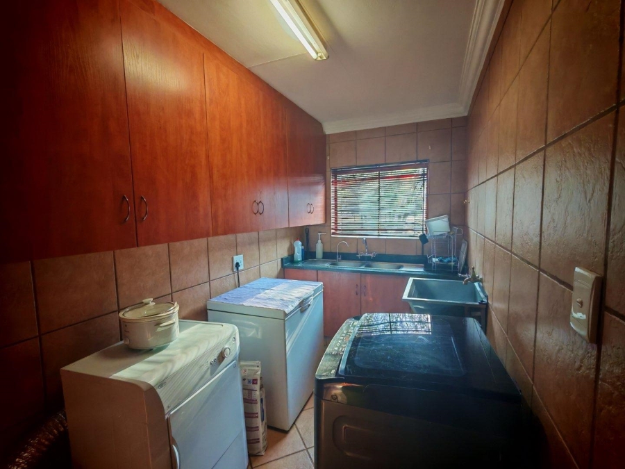 To Let 3 Bedroom Property for Rent in Burgersfort Limpopo