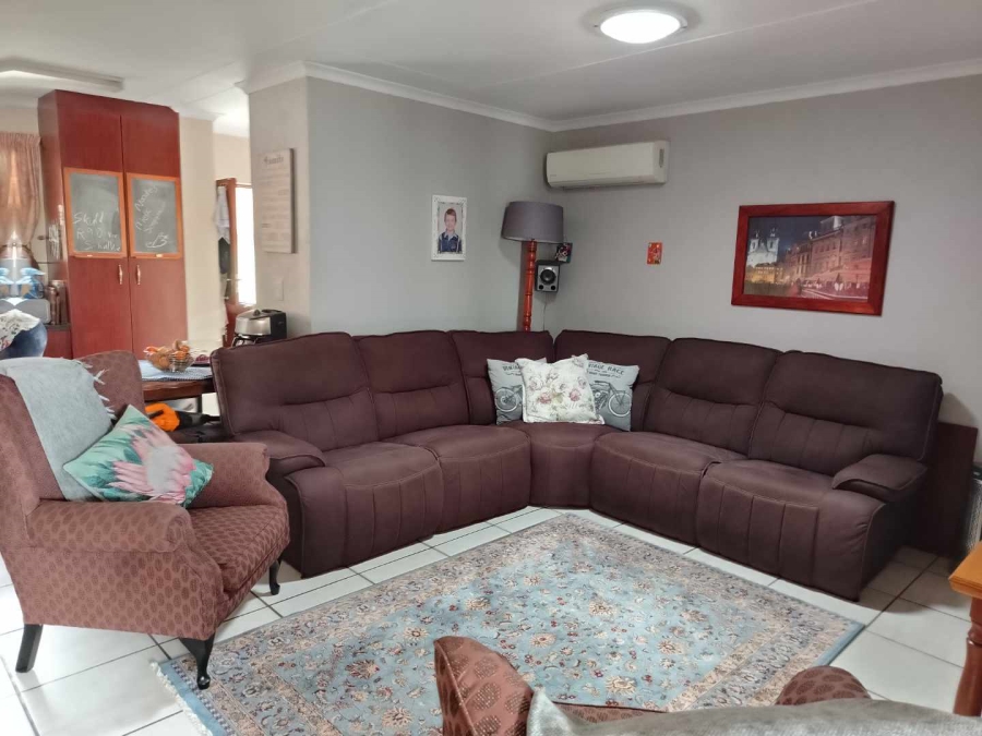 3 Bedroom Property for Sale in West Acres Mpumalanga