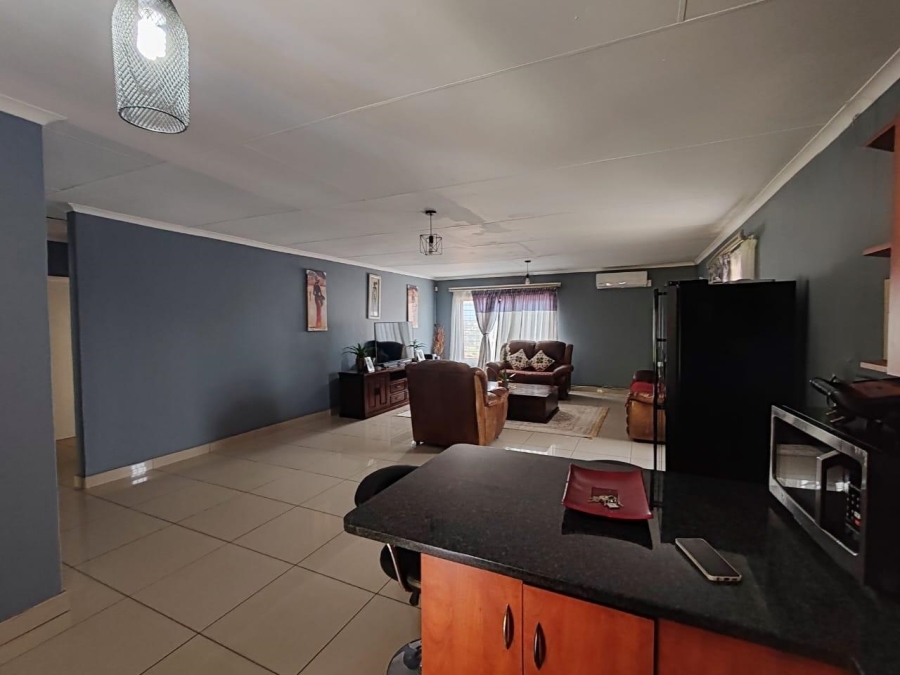 3 Bedroom Property for Sale in Stonehenge Mpumalanga