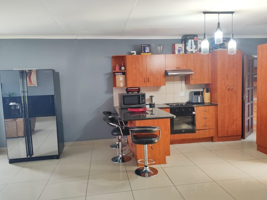 3 Bedroom Property for Sale in Stonehenge Mpumalanga