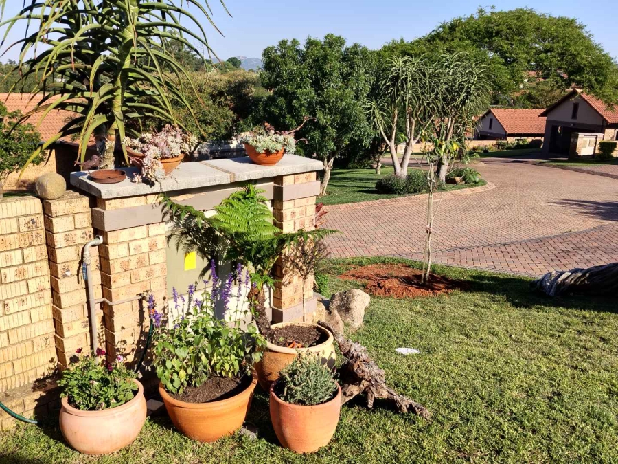 2 Bedroom Property for Sale in Bateleur Estate Mpumalanga