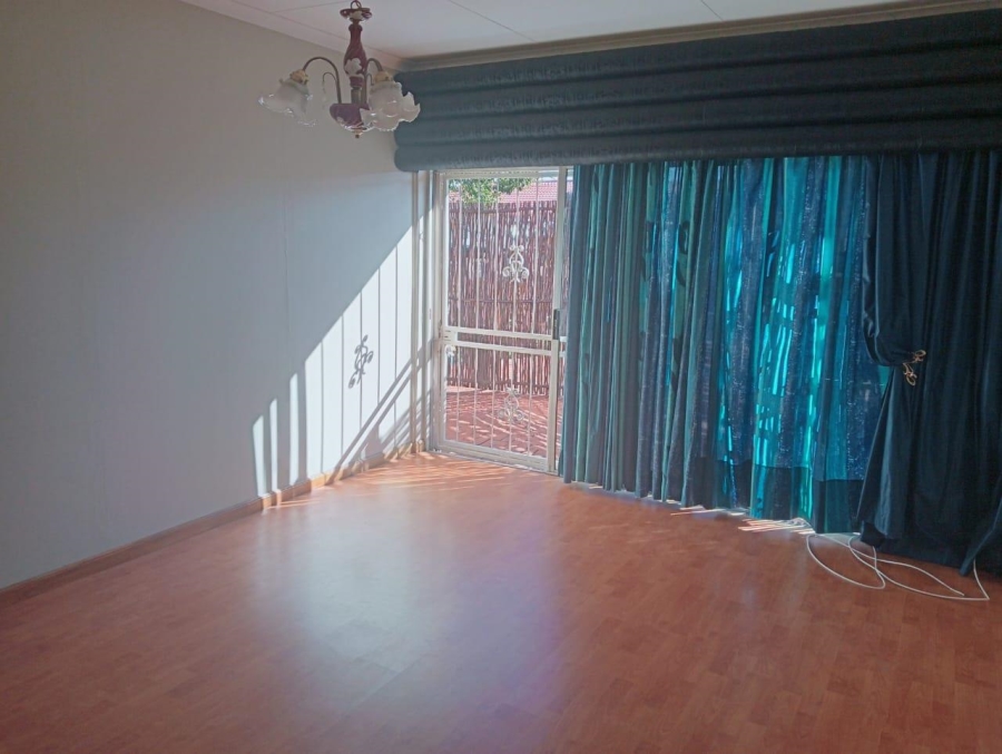 3 Bedroom Property for Sale in Secunda Mpumalanga