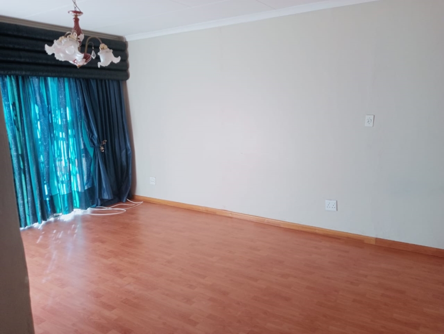 3 Bedroom Property for Sale in Secunda Mpumalanga