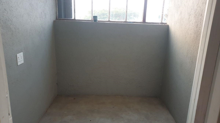 To Let commercial Property for Rent in White River Mpumalanga