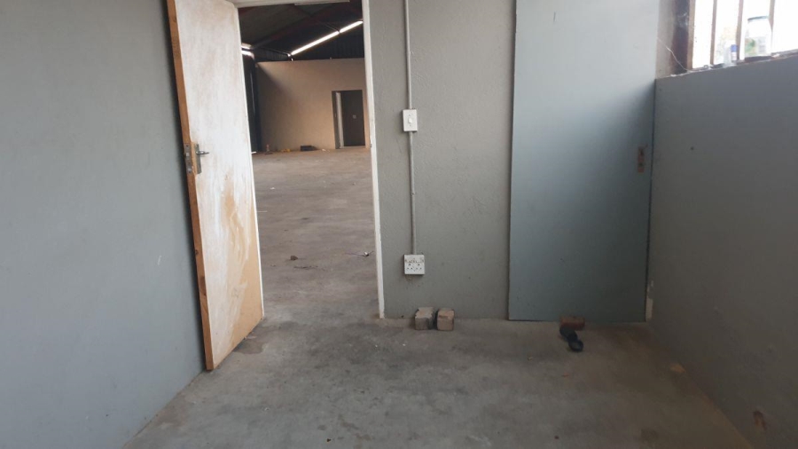 To Let commercial Property for Rent in White River Mpumalanga