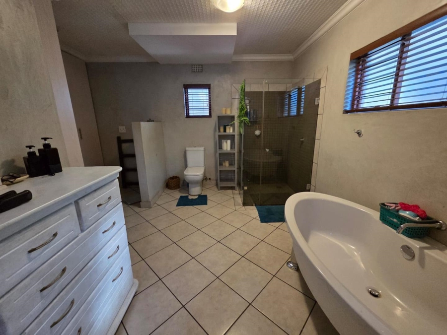 4 Bedroom Property for Sale in Nelspruit Mpumalanga