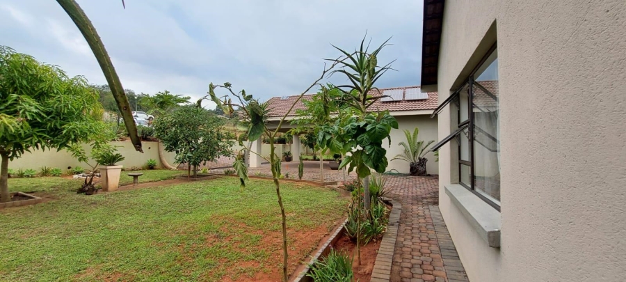 4 Bedroom Property for Sale in Ntulo Wildlife Estate Mpumalanga