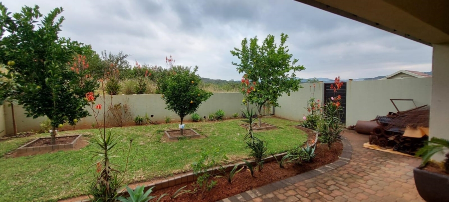 4 Bedroom Property for Sale in Ntulo Wildlife Estate Mpumalanga