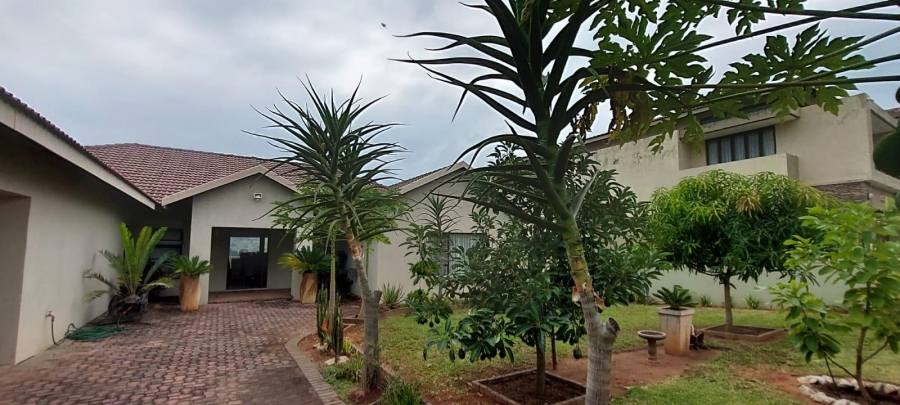 4 Bedroom Property for Sale in Ntulo Wildlife Estate Mpumalanga