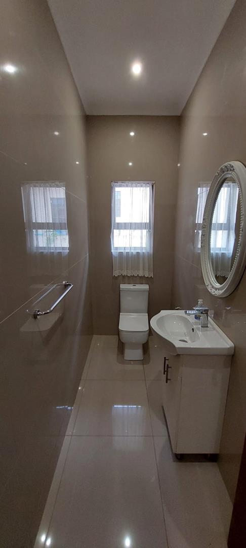 4 Bedroom Property for Sale in Ntulo Wildlife Estate Mpumalanga