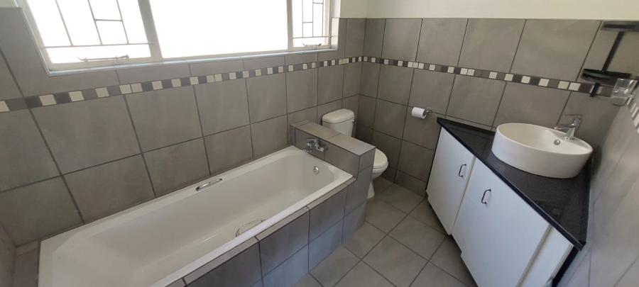 3 Bedroom Property for Sale in West Acres Mpumalanga