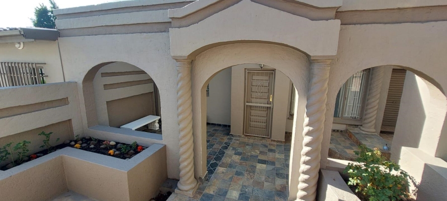 3 Bedroom Property for Sale in West Acres Mpumalanga