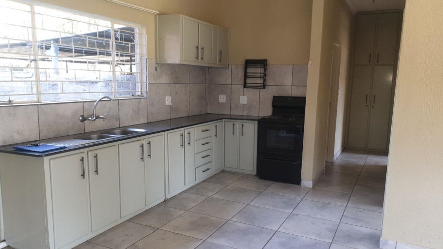 To Let 3 Bedroom Property for Rent in White River Mpumalanga