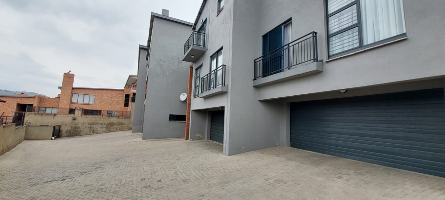 2 Bedroom Property for Sale in Nelspruit Mpumalanga