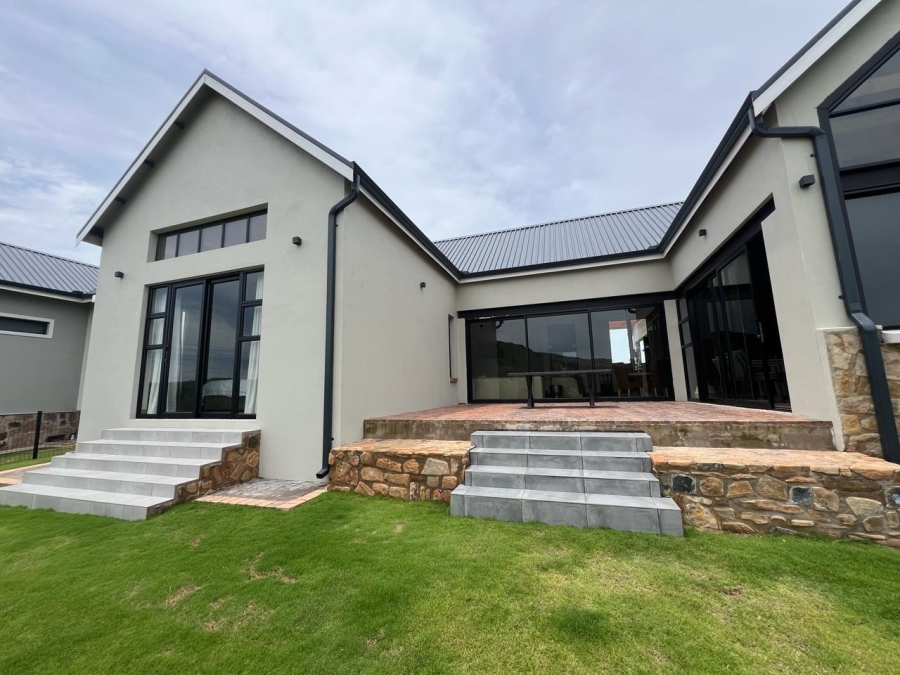 4 Bedroom Property for Sale in Highland Gate Golf and Trout Estate Mpumalanga