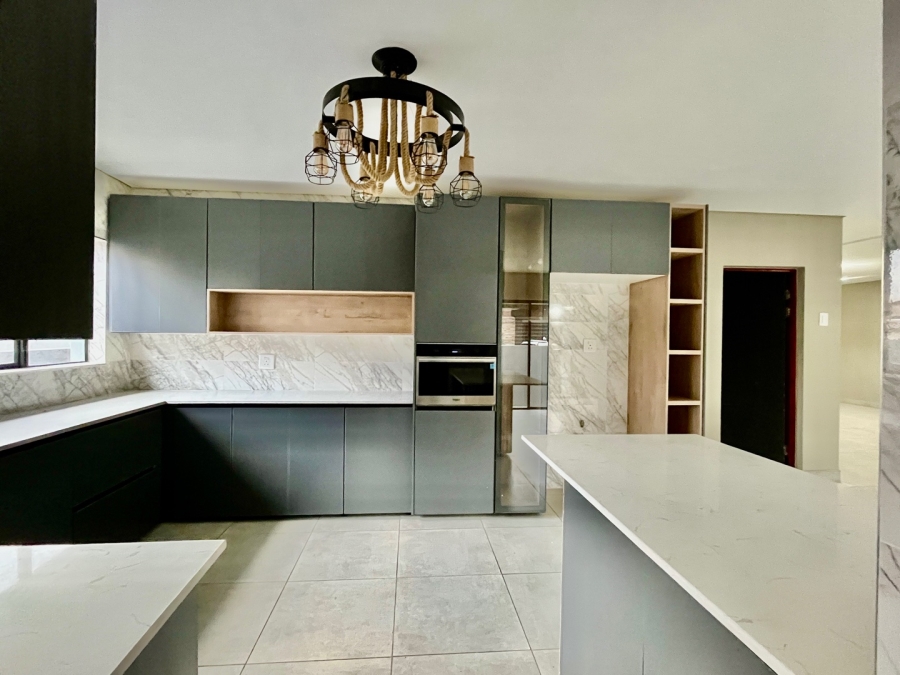 4 Bedroom Property for Sale in Aerorand Mpumalanga