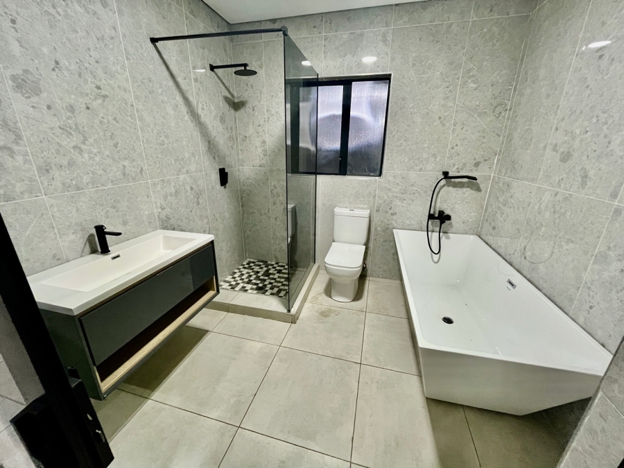 4 Bedroom Property for Sale in Aerorand Mpumalanga