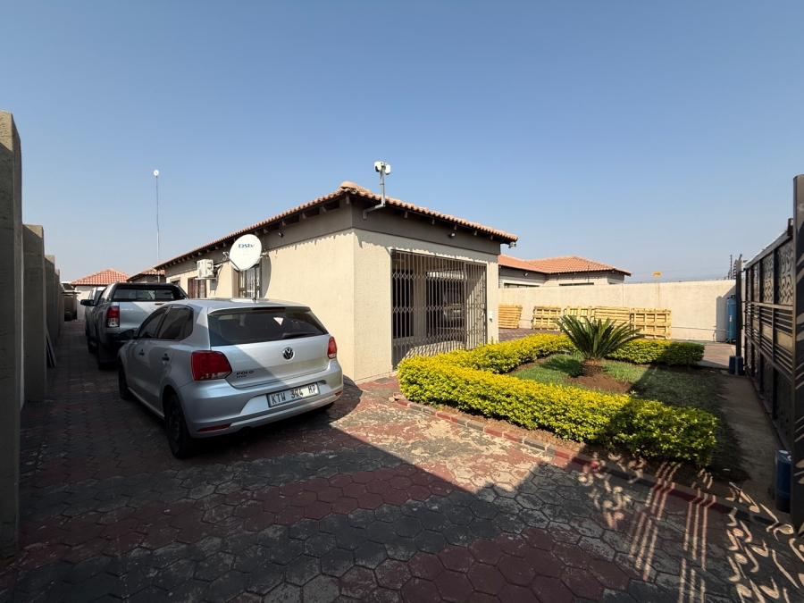To Let 4 Bedroom Property for Rent in Aerorand Mpumalanga