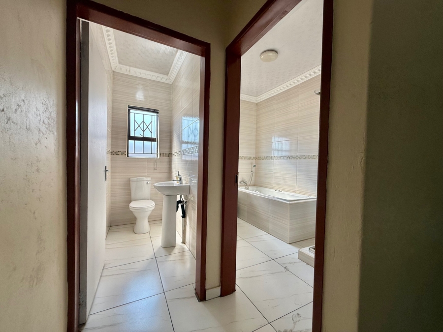 To Let 4 Bedroom Property for Rent in Aerorand Mpumalanga