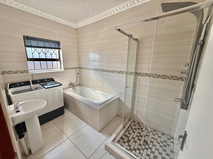 To Let 4 Bedroom Property for Rent in Aerorand Mpumalanga